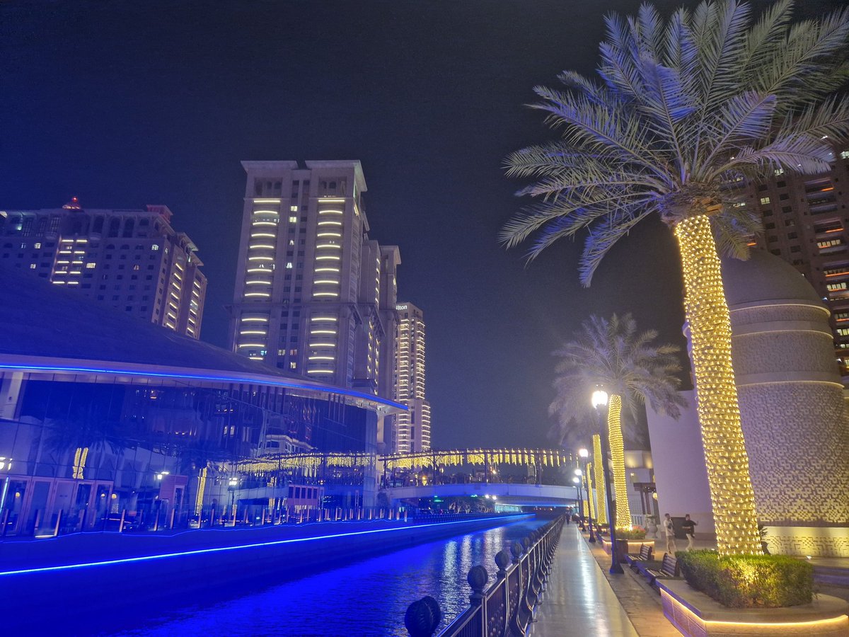 andyian's tweet photo. Night views #Qatar #DOHA  #QatarGP https://t.co/9fSthPZaIX