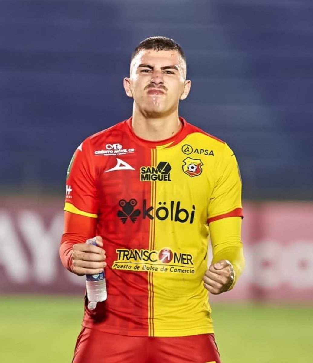 El mae con más suerte en el fútbol nacional no exis….