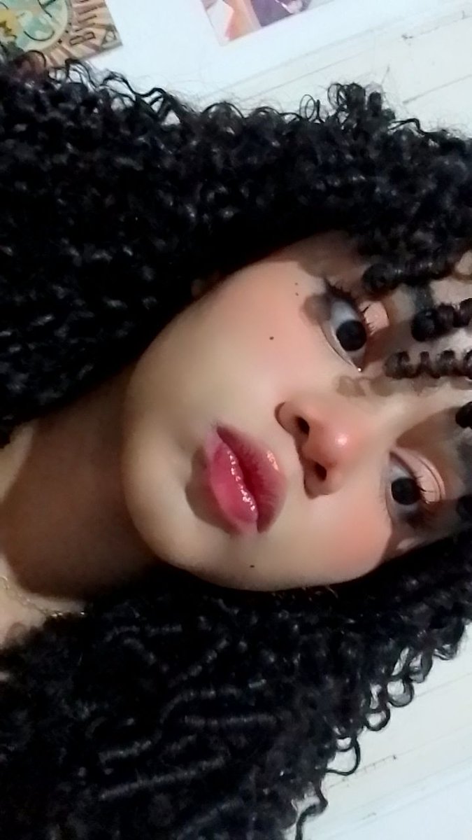 strawberylennie's tweet photo. #TreasureMakerSelcaDay
#TeumeSelcaDay #ASAHI #tmakerselcaday #TMSD @treasuremembers eu e meu robozinho, casalzinho meio mΓope e desenhista https://t.co/CE85qJBnQA