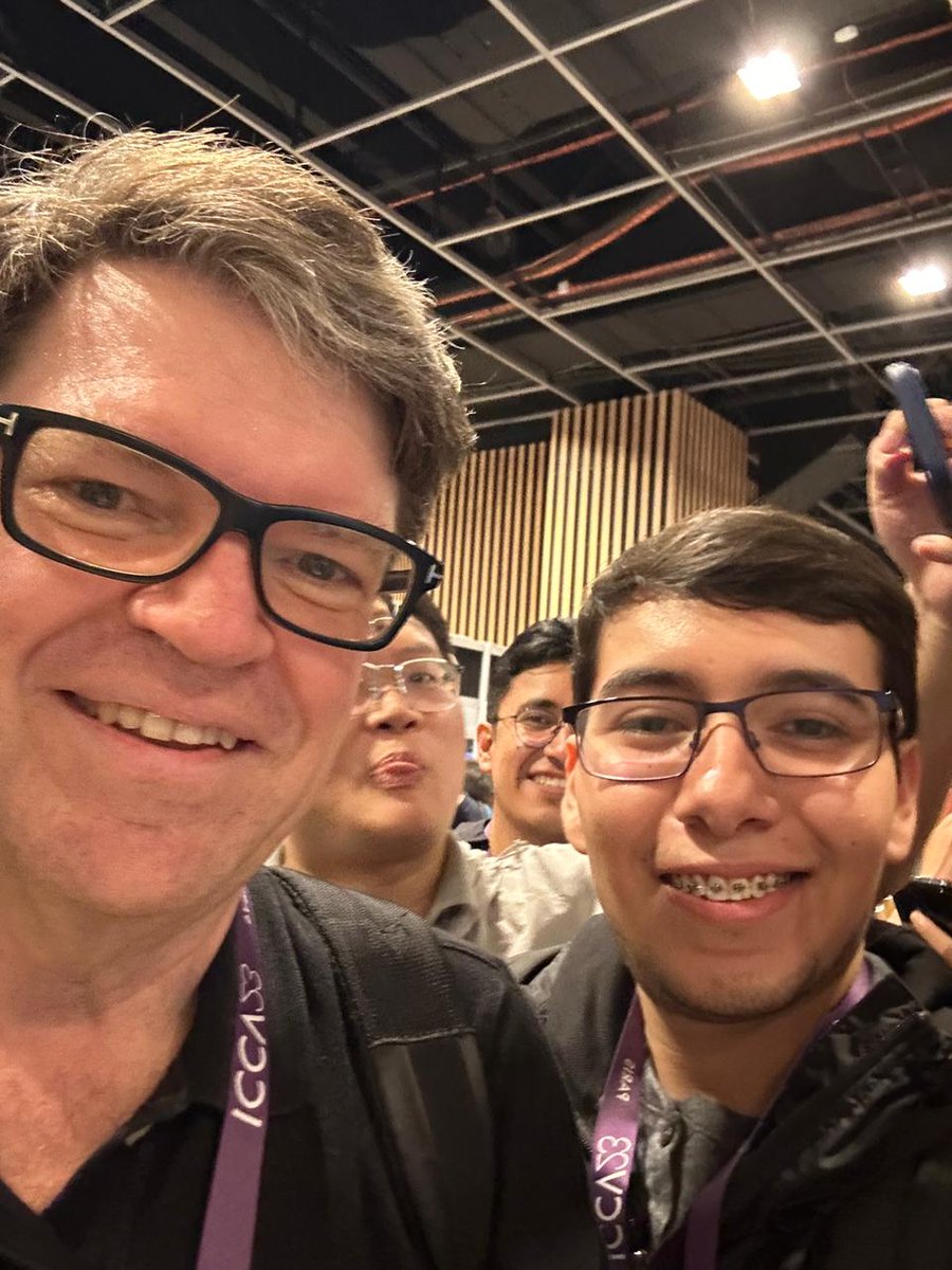 Ricardo Espinosa (@loericardo) on Twitter photo ¡Excelentes noticias! Mis alumnos Javier Eluney y Ulises Gallardo, dos estudiantes de Ingeniería en IA <a href="/UPbonaterra/">Universidad Panamericana Aguascalientes</a>, han conquistado un desafío enorme en el mundo de Computer Vision: ser autores de un paper en el workshop de LXAI en #ICCV2023 ¡Excelentes noticias! Mis alumnos Javier Eluney y Ulises Gallardo, dos estudiantes de Ingeniería en IA <a href="/UPbonaterra/">Universidad Panamericana Aguascalientes</a>, han conquistado un desafío enorme en el mundo de Computer Vision: ser autores de un paper en el workshop de LXAI en #ICCV2023