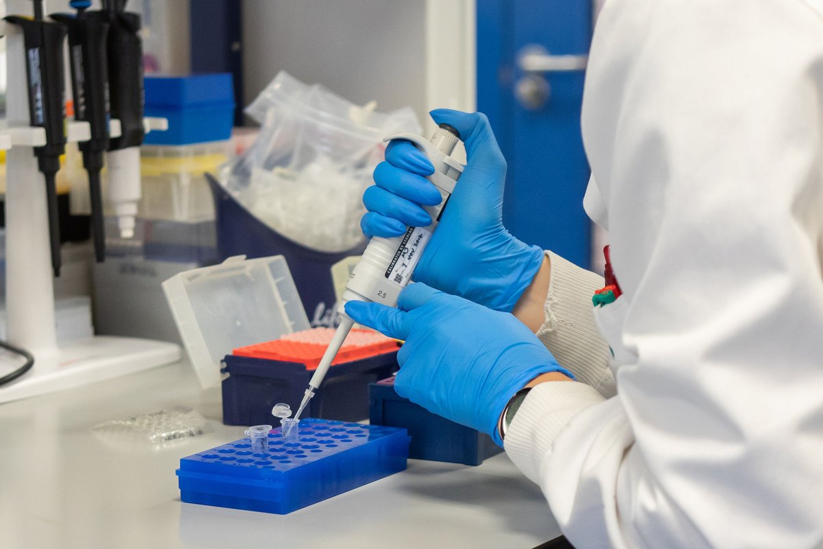 NERC_EOF's tweet image. Are you planning to apply for the NERC Fellowship by 8/11? Do you want to use the latest ’omic technologies? If so, contact us to discuss your project by 25/10! neof.org.uk/contact/ #biodiversity #speciesinteractions #fellowship @NERCscience