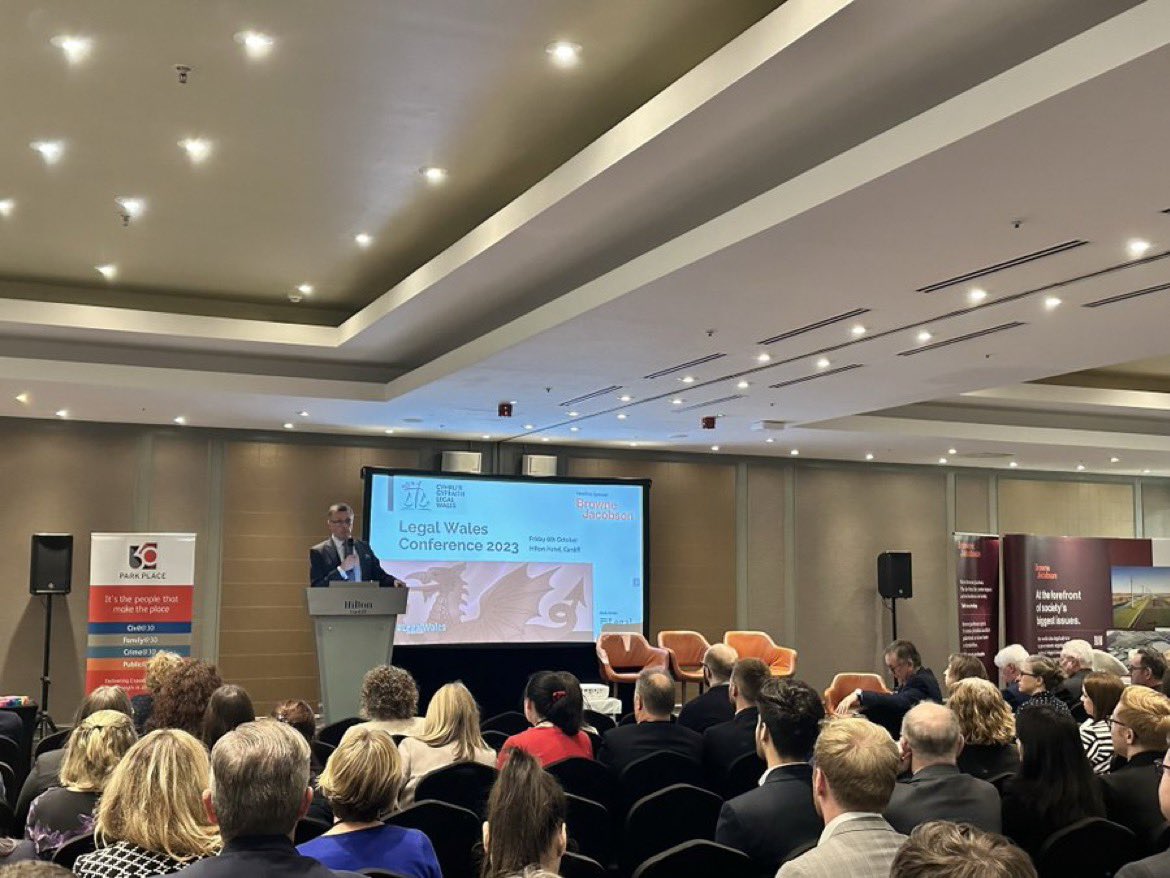 LegalNewsHQ's tweet photo. The Hon Mrs Justice Morgan DBE, Family Liaison Judge for Wales welcomes our next keynote speaker - The Hon Mr Justice Francis

We’re in for a great 30 minutes, on a tour of his last 6 years as family liaison judge for Wales. A hugely popular speaker &amp; greatly admired #legalwales https://t.co/rBlQ26rIuj