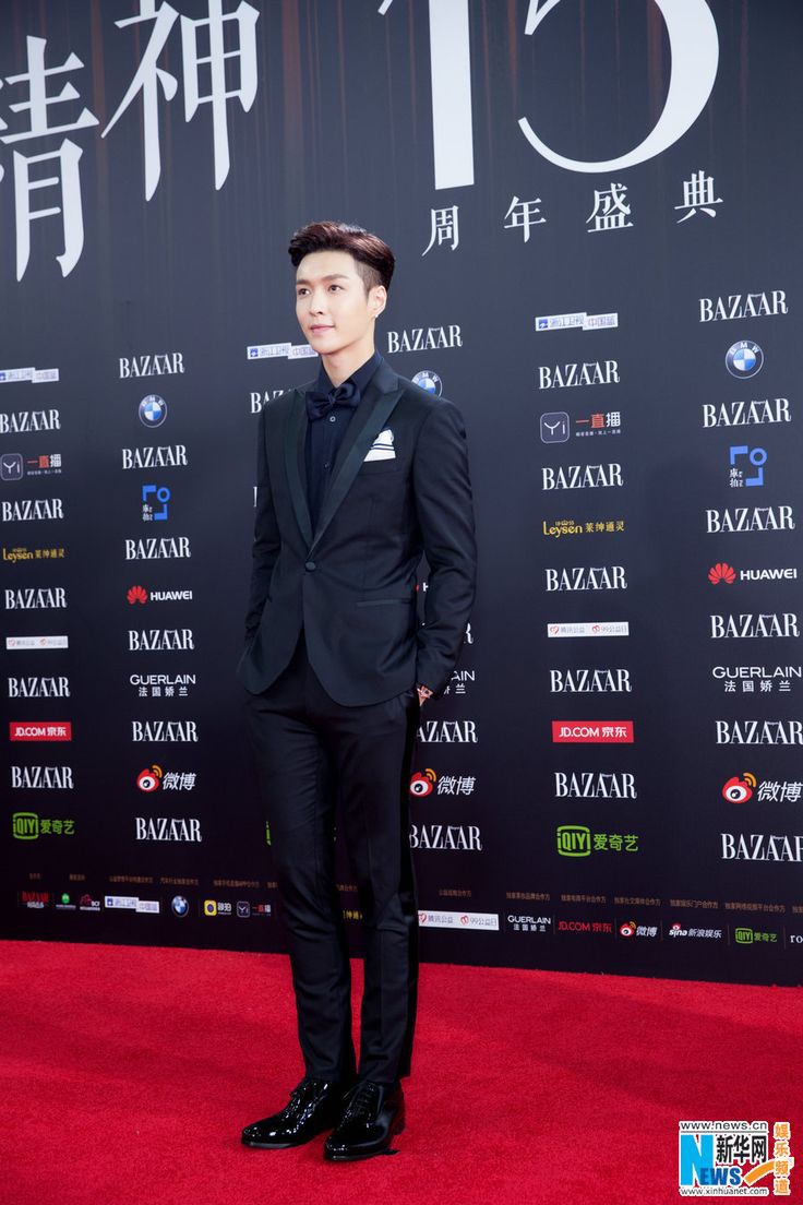 EXOBreakingNews's tweet photo. HAPPIEST BIRTHDAY TO THE HANDSOME FAMOUS RICH DANCING KING ACTOR MODEL PRODUCER SINGER BUSINESS MAN &amp; MULTI-TALENTED LAY ZHANG ~~🥳🎉 

#2023LAYDAY #HappyLAYDay
#LAY #레이 @layzhang https://t.co/yoeT4TfrG8