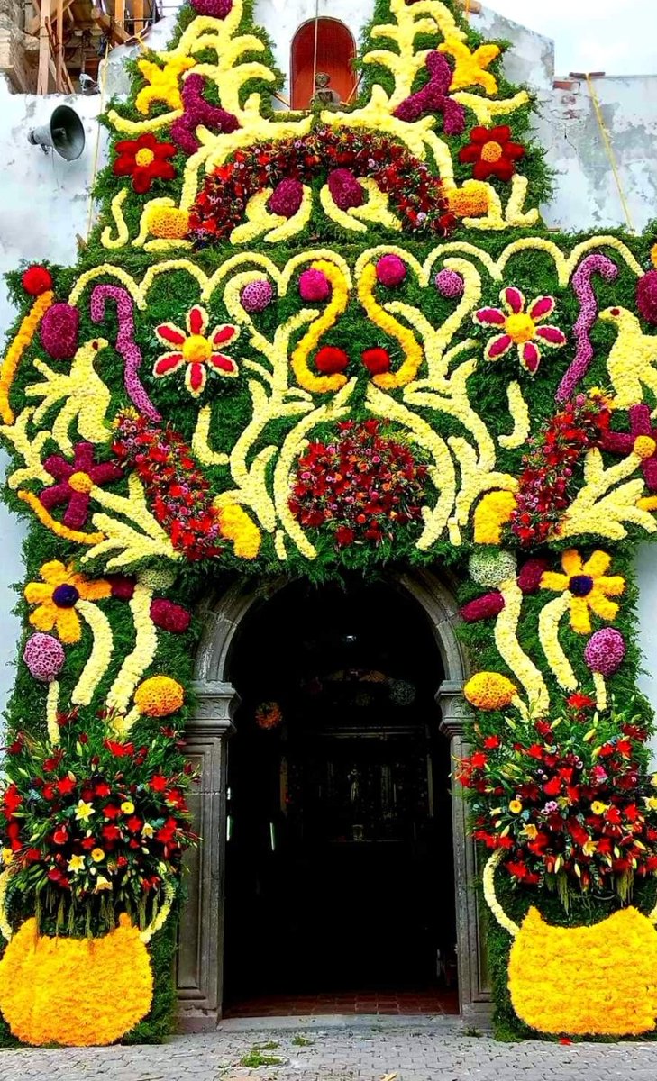 #DeMiPuebloParaElMundo
San Francisco Tepojaco en Cuautitlán Izcalli se iniciaron las fiesta en honor a San Francisco de Asís. Un festejo con juegos pirotécnicos, juegos mecánicos, comida tradicional, se reúnen las familias para pasar un rato agradable. Los esperamos ❤️❤️❤️