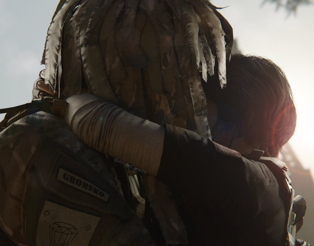 xbruised_peachx's tweet photo. Tactical mop - comes in handy for more than just hiding in foliage 😏 #OCxCanon https://t.co/mvInTUbFbi