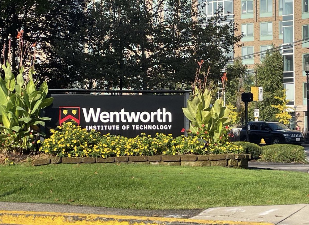 wentworthinst's tweet photo. Happy Friday, Leopards! 🐆
#WentworthInstituteofTechnology #LifeAtWIT #WITPride https://t.co/5YzIfhrNrH