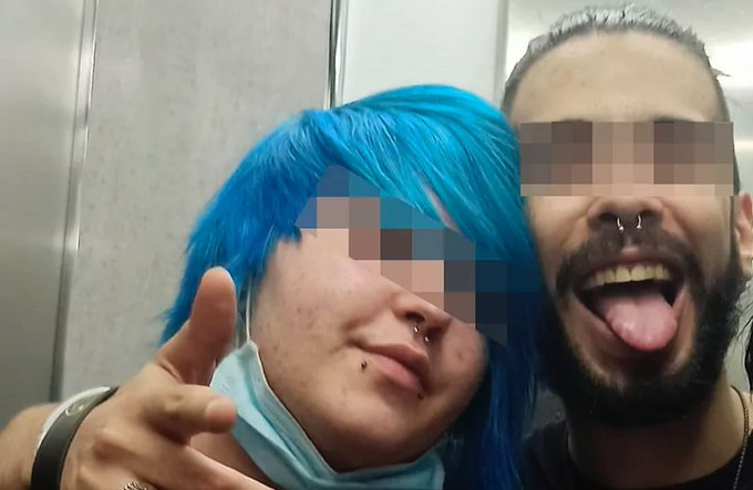 martytaka777's tweet photo. ベネズエラ出身の男とトランスジェンダーを自認する彼の彼女。彼らが自分たちの1歳の娘を数回強姦したとして逮捕された二人だ。更に自分達の娘を他人にレイプさせる事もしていた。彼らの部屋には児童ポルノが散乱していたという。この事件に関しトランスコミュニティと小児性愛の間の不穏なつながりを警戒する者もいる。LGBTは誰にとって都合の良い運動なのか。徐々にベールがはがされていく。
