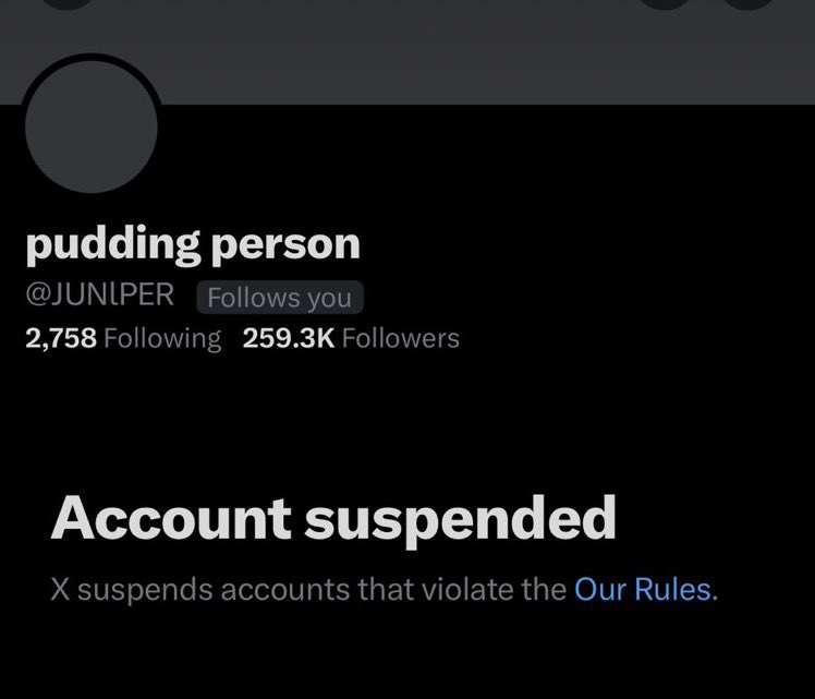 RayyvanaTTV's tweet image. Libs of Tik Tok is allowed to inspire bomb threats on children’s hospitals and elementary schools with impunity but Juniper gets banned for making a fucking joke?