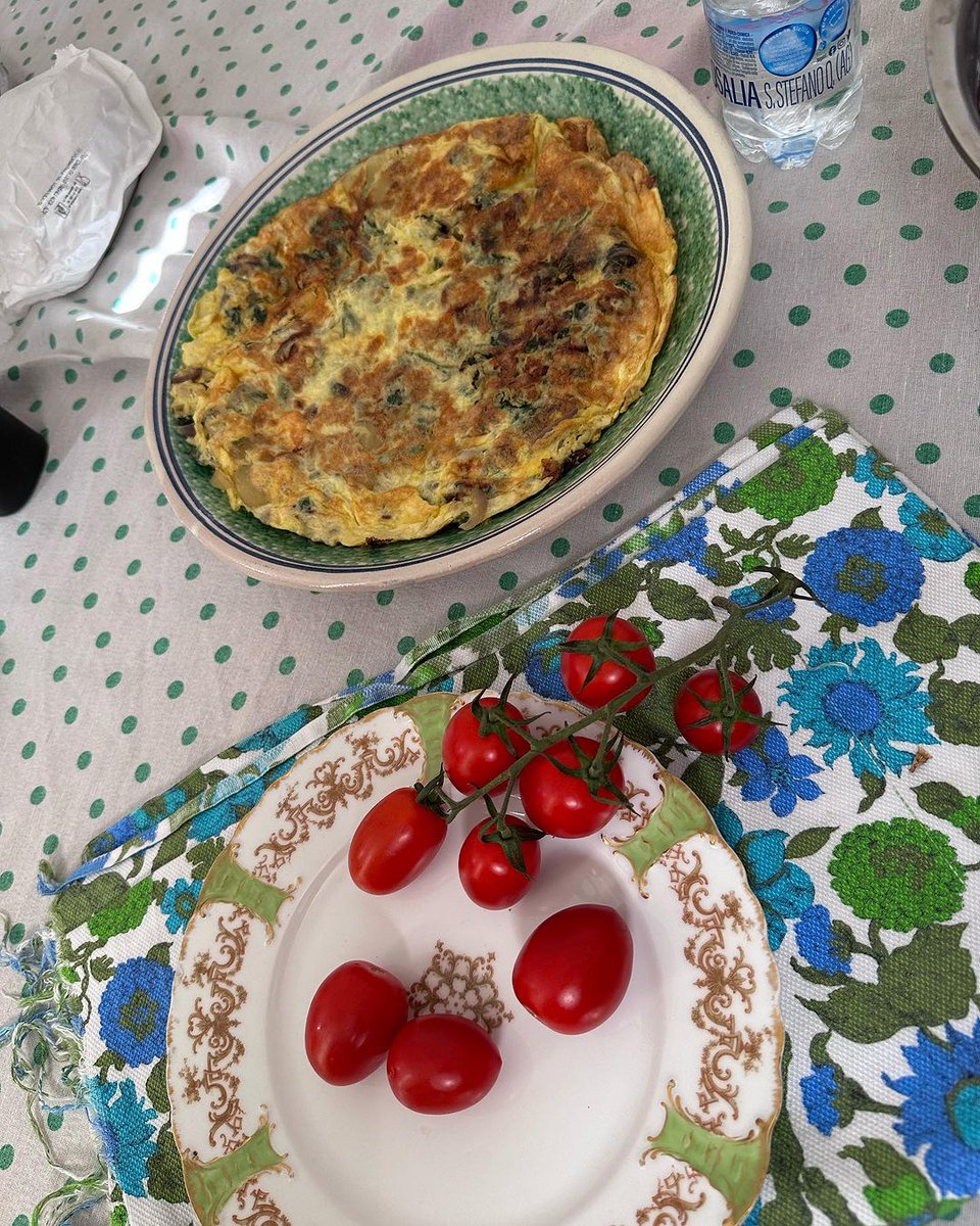 tasteinmotion's tweet image. Magnificent Sicily 🇮🇹✨

Can&apos;t wait to see it through the lens of @victoriagranof&apos;s Sicilian pastries - stay tuned for her upcoming cookbook adventure. #sicily #cookbookinthemaking