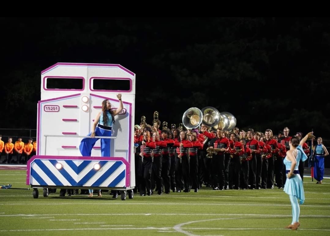 It's HOMECOMING in Warrior Nation! That means The Band of Warriors performs pregame tonight. Make sure to be in your seat by 7pm so you don't miss it! Then stay LOUD for YOUR @WarriorsCHS!