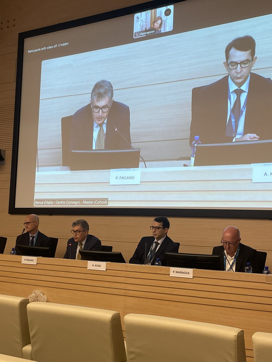 andresfernanm's tweet photo. So far no systemic crises in EMs after a  strong tightening in advanced economies (so far!). Is this time really that different? Could not think a better policy panel than this one to address this question. Thanks to @RobinBrooksIIF @Global_ayhan @ClaraRaposoBdP &amp; Frank Warnock https://t.co/ck0MUZIKt5