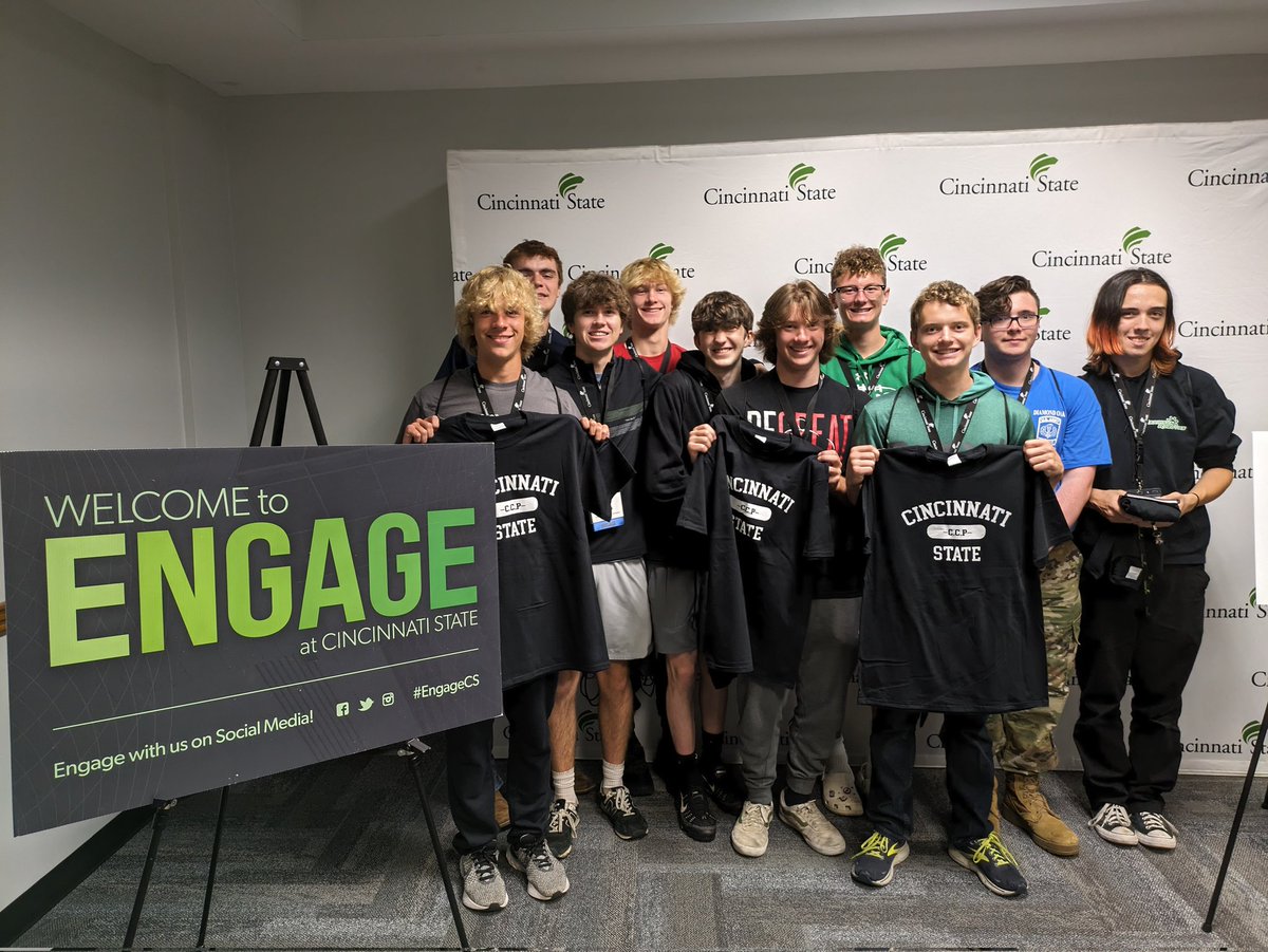 HarrisonPLTW's tweet photo. We enjoyed learning about some of the offerings at @CinStateCollege in their engineering department! We built motors, air foils, and ran a high powered laser as electro/mechanical/aerospace engineers! #findyourgreatness #engageCS @slsdpollitt @GreatOaksOhio https://t.co/jfOOcXe5C4