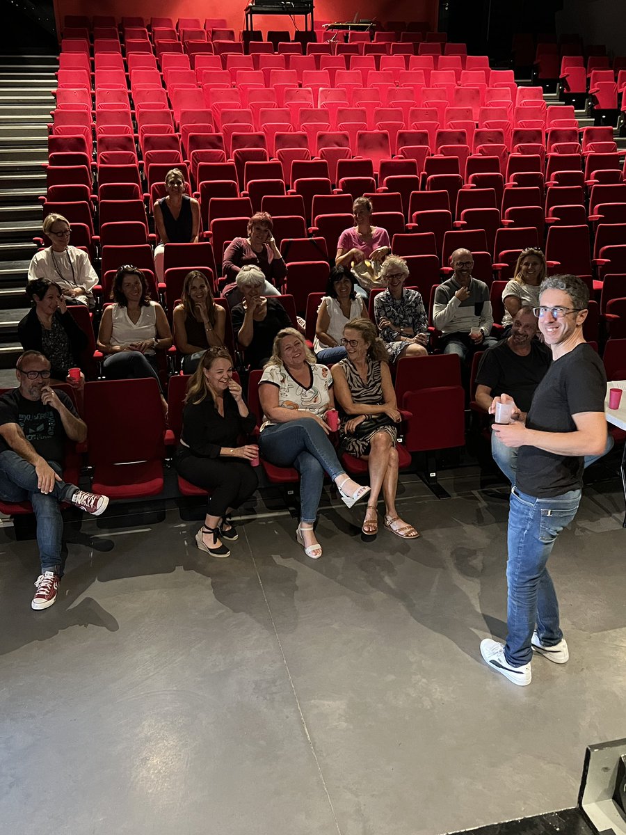 Le #Sonambule de l’ocvh à #Gignac accueillait les conseillers pédagogiques et enseignants ressources de <a href="/34Dsden/">DSDEN 34</a> pour le pôle d’expertise #EAC de l’#Herault

Cadrage adage et 💯% EAC, 
ressources écrire en EAC, 🖊️ 
atelier de pratique perception/production éducation musicale 🎵