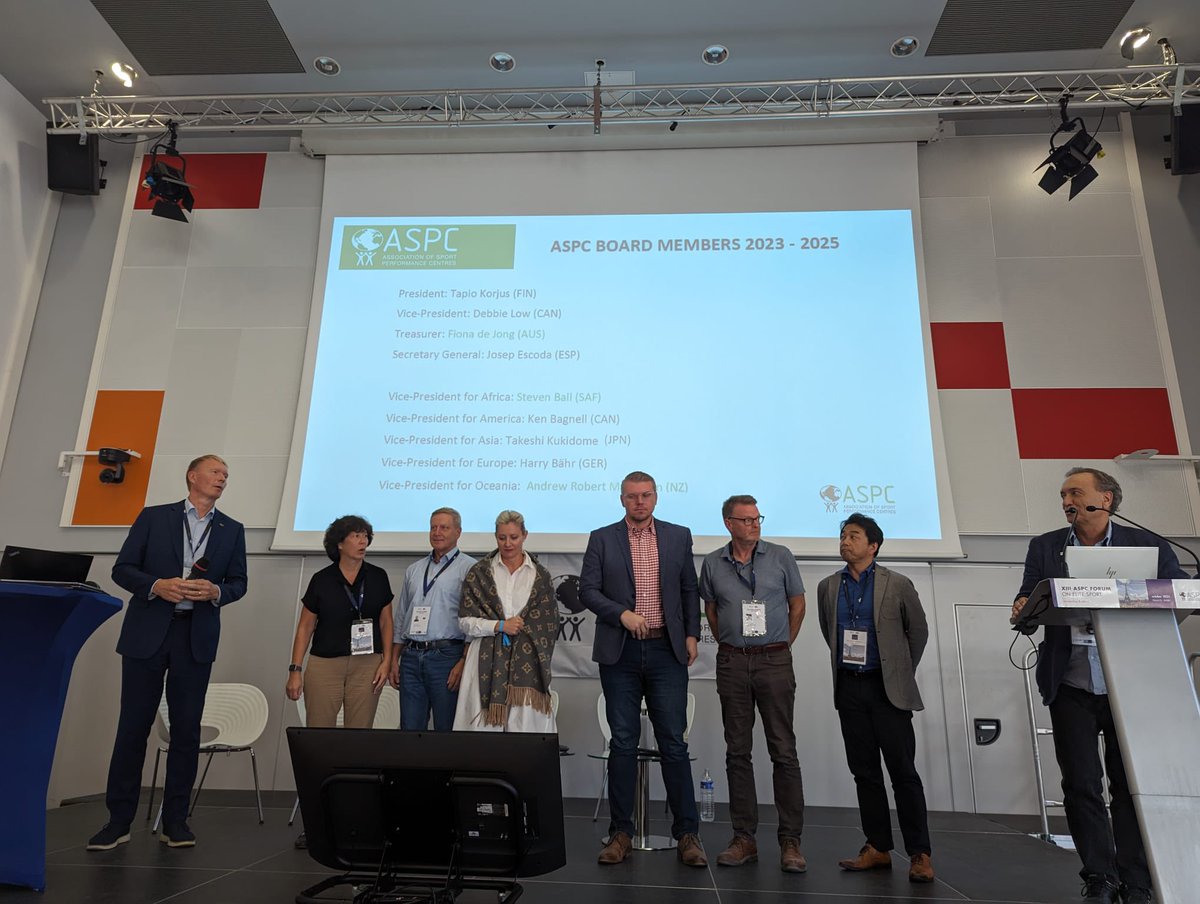 Congratulations to the newly elected ASPC board. 📷@INSEP_PARIS