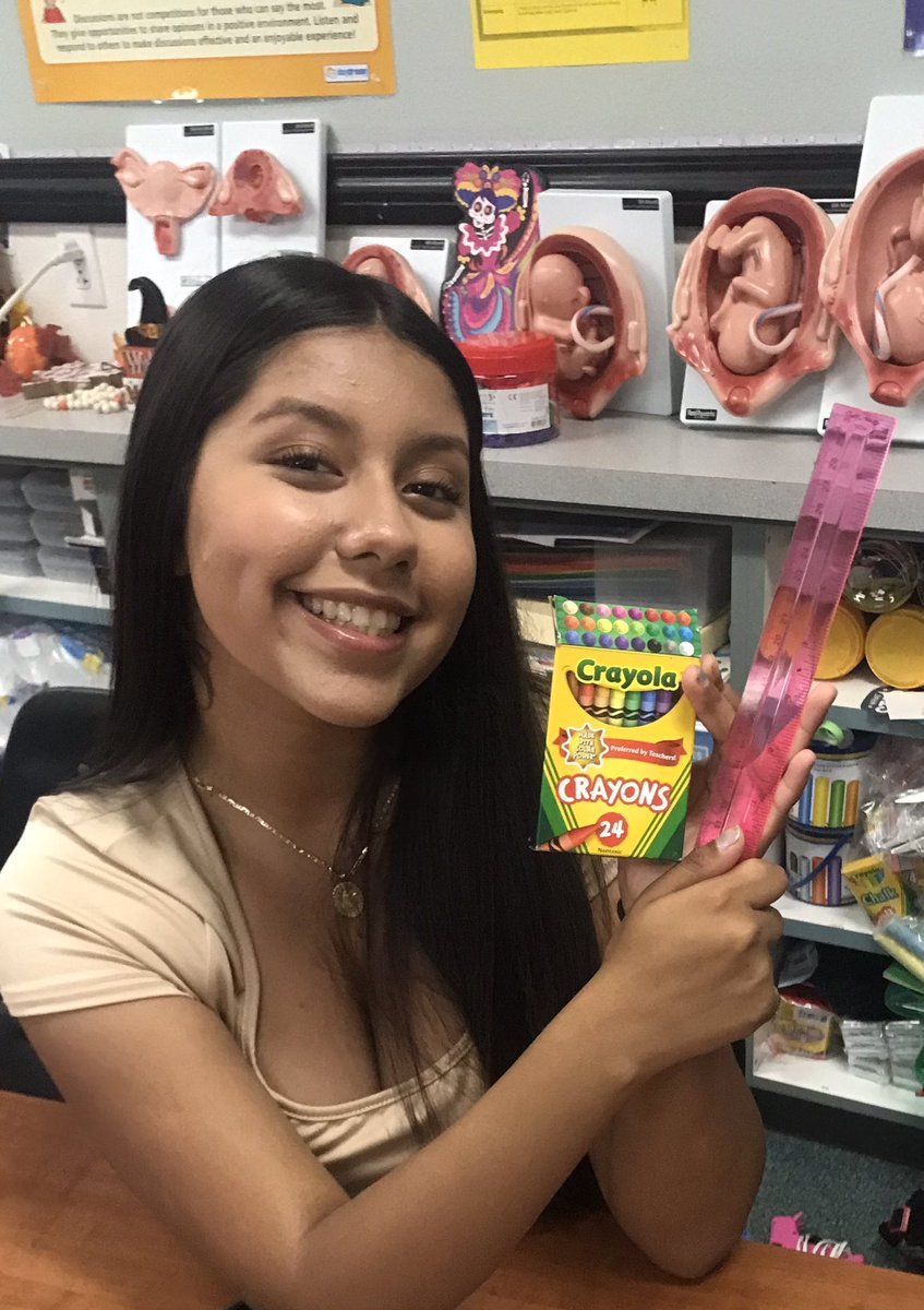 BCHSFCS1's tweet photo. FCS in Action! Child Development students created cervix dilation charts by measuring items found in the classroom from 1cm - 10 cm. #bchsed #bchspride #muhsd https://t.co/obZZyuvweV