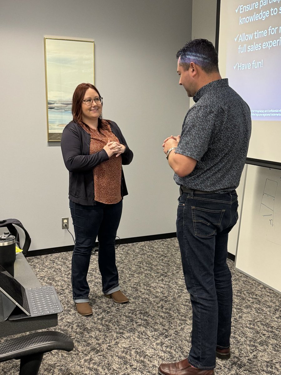 JassannaPerez's tweet photo. Had a blast in the AT&T Internet Air training! Thanks to HQ for coming in to train the Houston team ❤️#AIA #Comingsoon #STXSpeaks @STXspeaks @SEL_Ricky @kirsten_peavey @Jd1269 https://t.co/u3hl3ltvQV