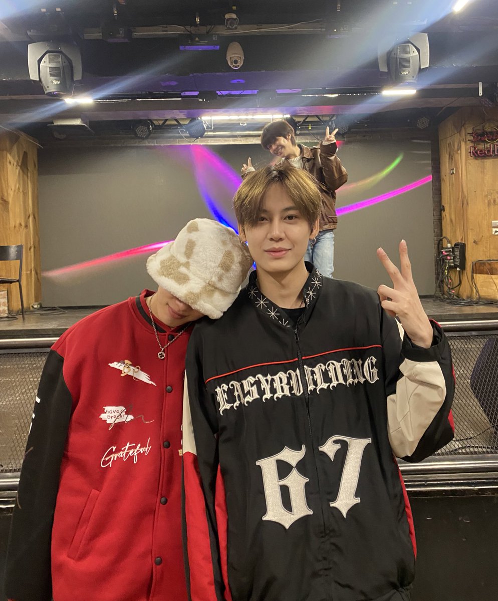 wabisabiTH's tweet photo. มาซ้อมรับลมหนาวแล้วนะ ❄️😆 
#WabiLoveinChile https://t.co/CICE1TK9ox
