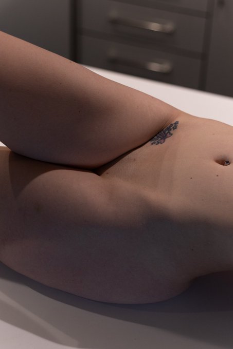 My favorite spot for soft kisses..💋☺️ Show me yours.. https://t.co/jNya3nsHUg