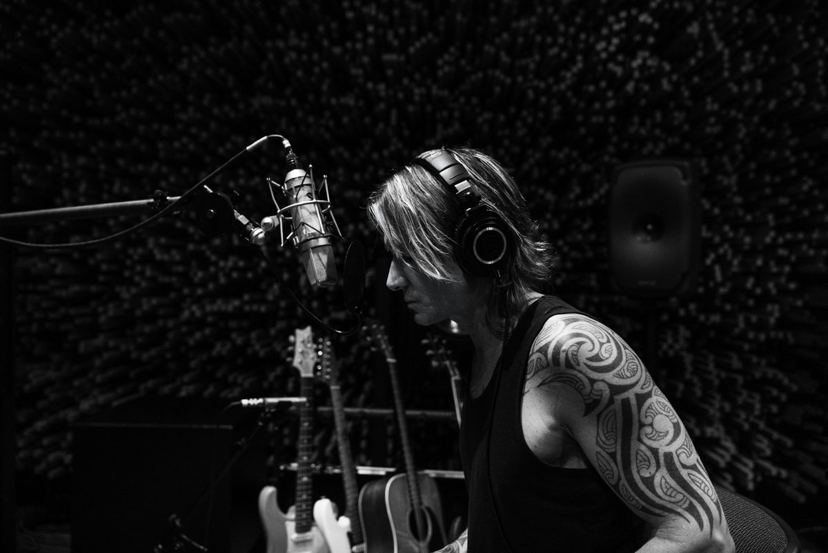 It's a massive honor to be inducted into the Nashville Songwriters Hall of Fame next week and I wanted to shine a light on a collection of songs that I've written.

Shine
Coming Home
I Told You So
Somebody Like You
Days Go By
Gone Tomorrow (Here Today)

I chose SHINE as the first