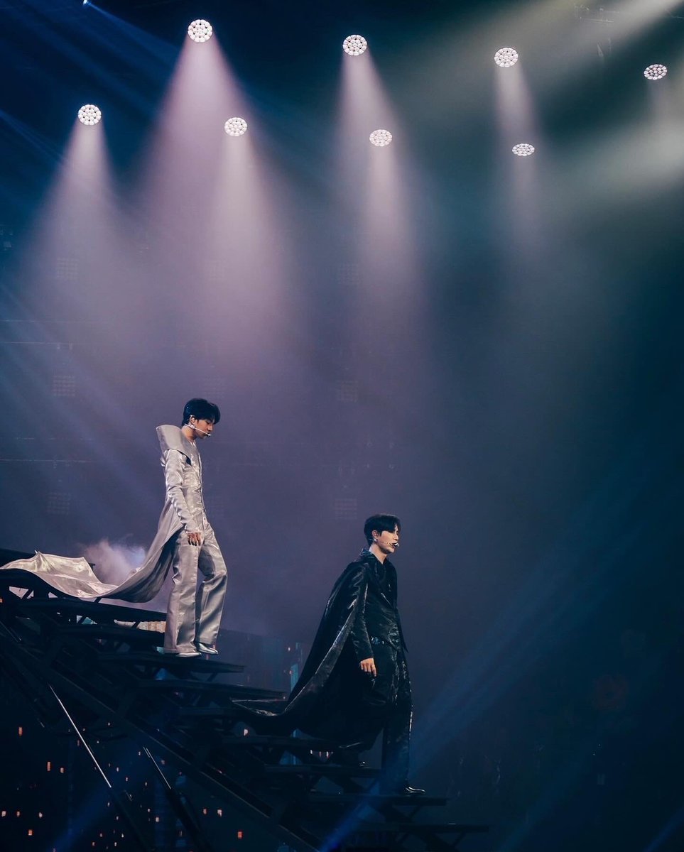 zee_pruk's tweet photo. D-1 💛⚡️
#ZeeNuNewAnotherLifeConcert https://t.co/3lW0UbEivn