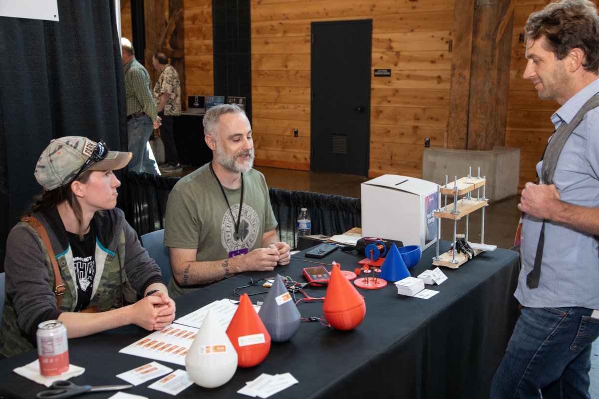 Invent Oregon (@inventoregon) on Twitter photo This year at Invent Oregon, nature and tech unite! Like <a href="/OregonTech/">Oregon Tech</a> crafting medicinal oils with various benefits, <a href="/RogueCC/">Rogue CC</a> with a compact powerhouse ready to make change, and <a href="/umpquacc/">Umpqua Community College</a> changing how we stay connected. Click the link to read more! ow.ly/bY0E50PNrZq This year at Invent Oregon, nature and tech unite! Like <a href="/OregonTech/">Oregon Tech</a> crafting medicinal oils with various benefits, <a href="/RogueCC/">Rogue CC</a> with a compact powerhouse ready to make change, and <a href="/umpquacc/">Umpqua Community College</a> changing how we stay connected. Click the link to read more! ow.ly/bY0E50PNrZq