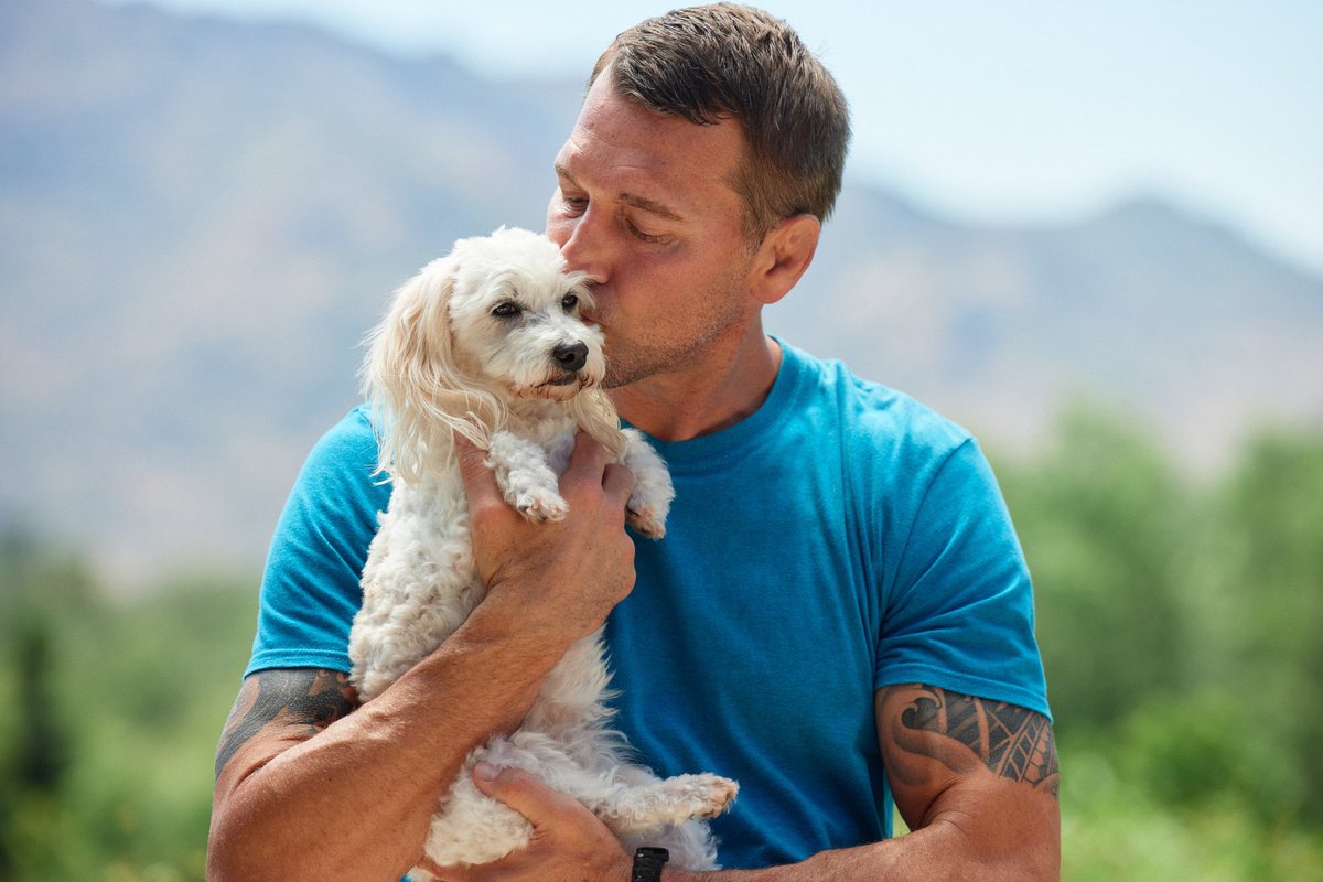 LUCKY DOG was the 1st show I greenlit 11 years ago at <a href="/CBS/">CBS</a> when I took over weekends. Now Brandon’s back to reunite his favorite rescues from past seasons! <a href="/cbsluckydog/">#LuckyDogReunions</a> premieres this weekend (October 7) with a special edition of #LuckyDogReunions 🐶 

<a href="/animalbrandon/">brandon c</a> <a href="/HearstMPG/">Hearst Media Production Group</a>