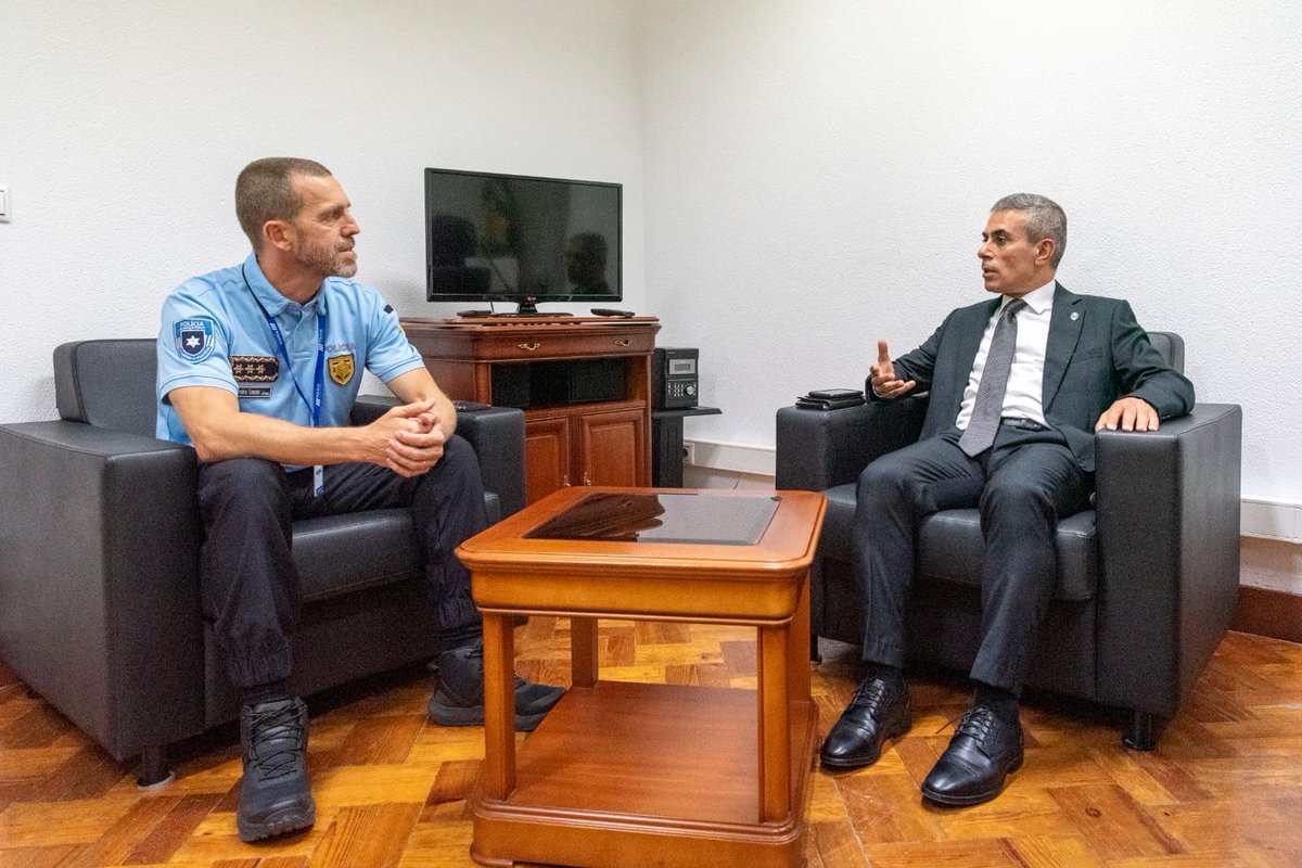 While in #Portugal, Mr. Ata Yenigun, Chief SRS met with Mr. Paulo Lucas, Deputy Director of the Portuguese National Police to discuss ongoing UNPOL initiatives and to thank him for the continuous support of his service to @UNPeacekeeping and #UNPOL. #A4P