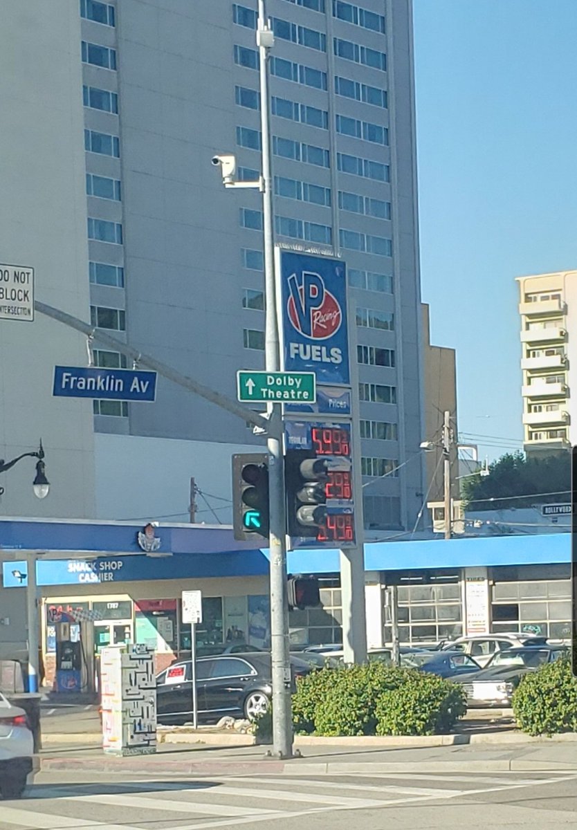 <a href="/ABC7/">ABC7 Eyewitness News</a> Is this falling gas prices in the room with us? This is a moment ago.