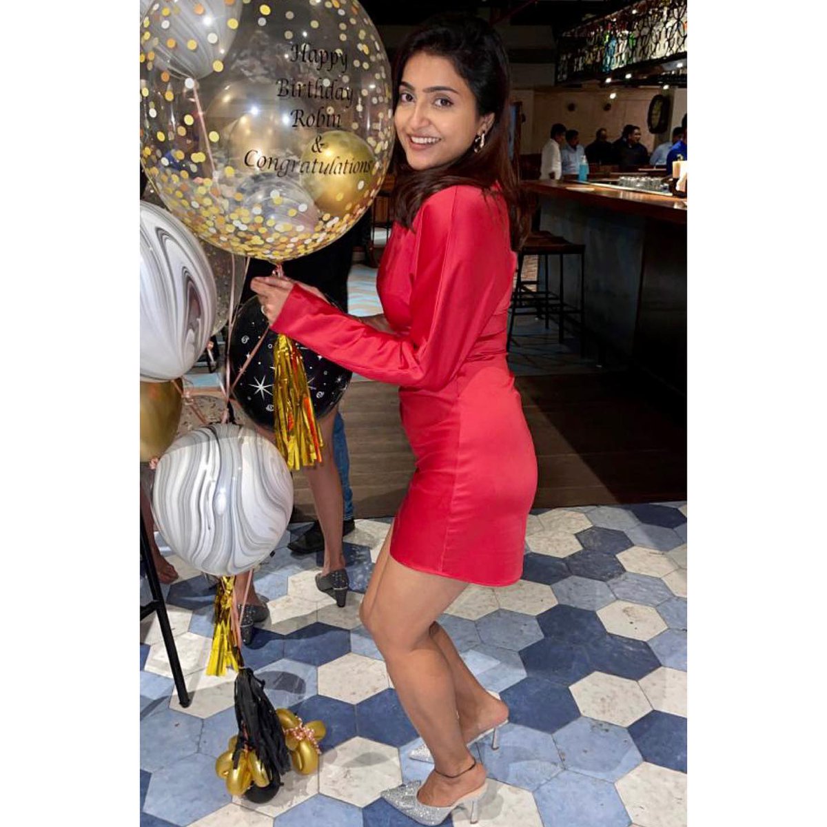 The Indian actress Avantika Misura🇮🇳🎈#avantikamishra #indianactress #indiangirl #naturalgirl #reddress #shoeslover #balloondecor #balloons