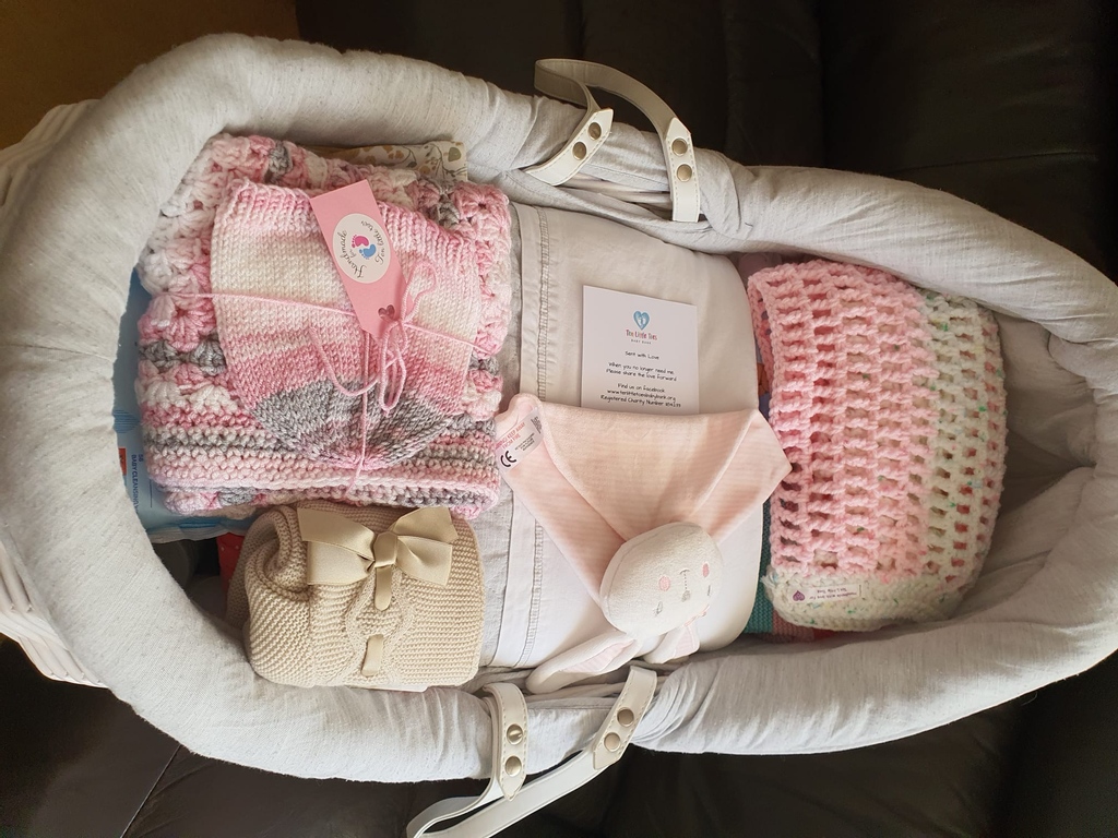 TenLittleToesBabyBank tweet media