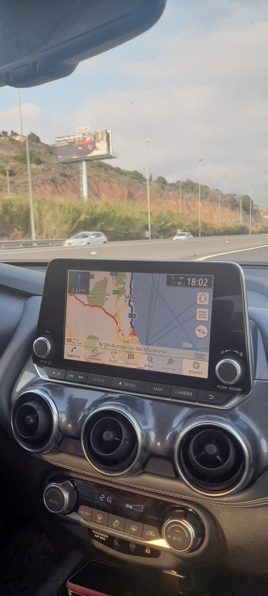 Aquí tenim <a href="/viajemochileros/">Mochileros de Viaje</a>,  <a href="/voyaNYC/">Voy a NYC · Blog de Nueva York by Sandra ·</a> i <a href="/areveurecat/">areveure.cat</a> camí a #mylloret. 
Feu-nos lloc, que ja venim!!!! #InLloret2023 #bcntb10