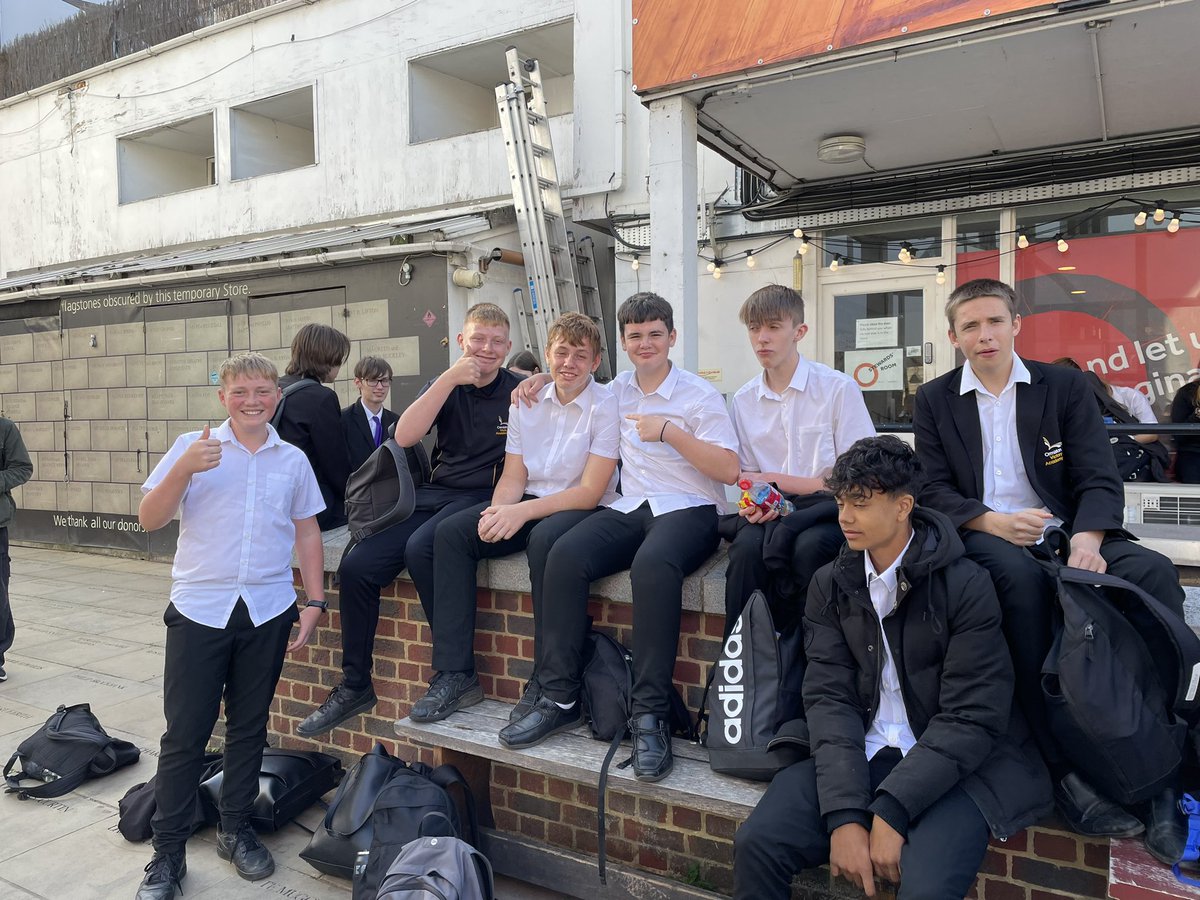 English @ Victory tweet media