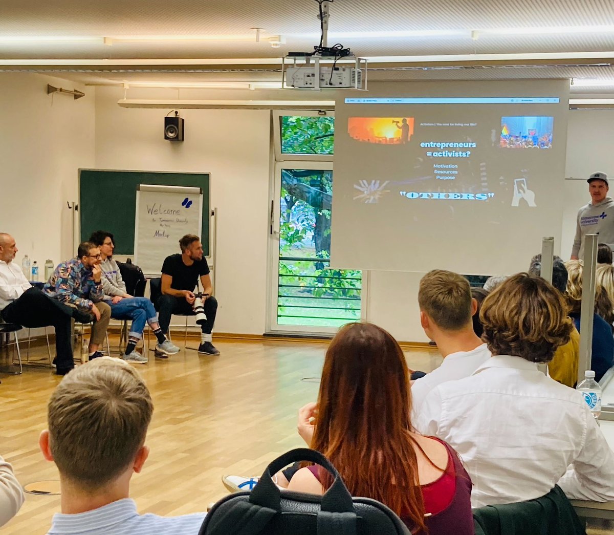 tomorrow_uni_'s tweet photo. Remote-first doesnโt mean remote-only, community meetup #IRL in Hamburg ๐
@crebernik7791 #toufortoday https://t.co/0jzT6CtSWm