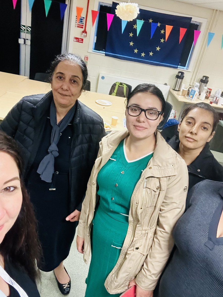 MariaPalmai's tweet photo. @EuropiaMcr Europia introduced itself to the Roma community in Oldham. We had an amazing day together. The bread I baked quickly ran out😁💪🫶🏼 https://t.co/A3axsBtTzD