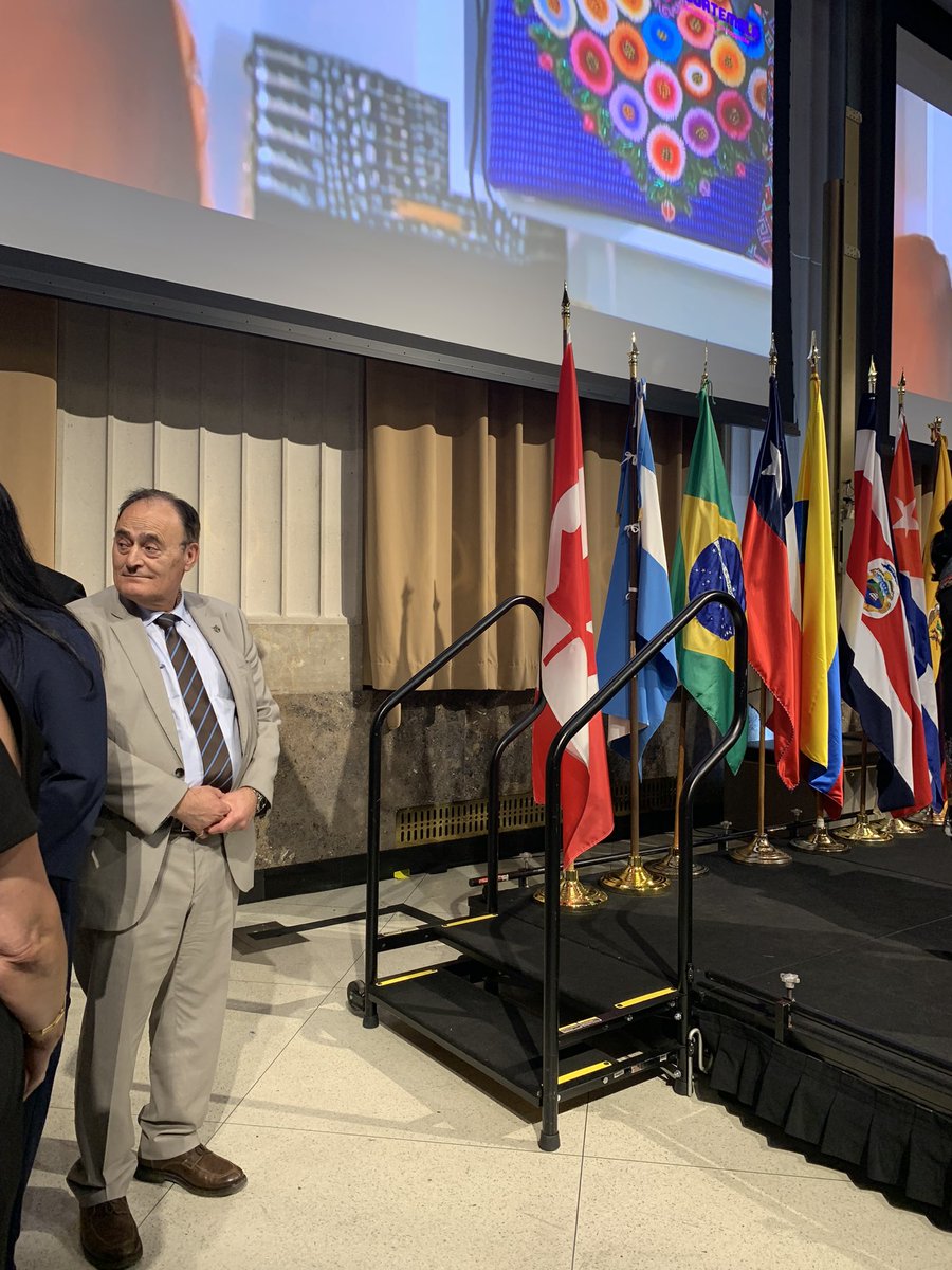 2/2 🌎 Yesterday saw the annual celebration of Hispanic and Latin American culture. As neighbors on this great continent, our ties take many forms, including interpersonal ties, shared values, investments, student exchanges, tourism and more!