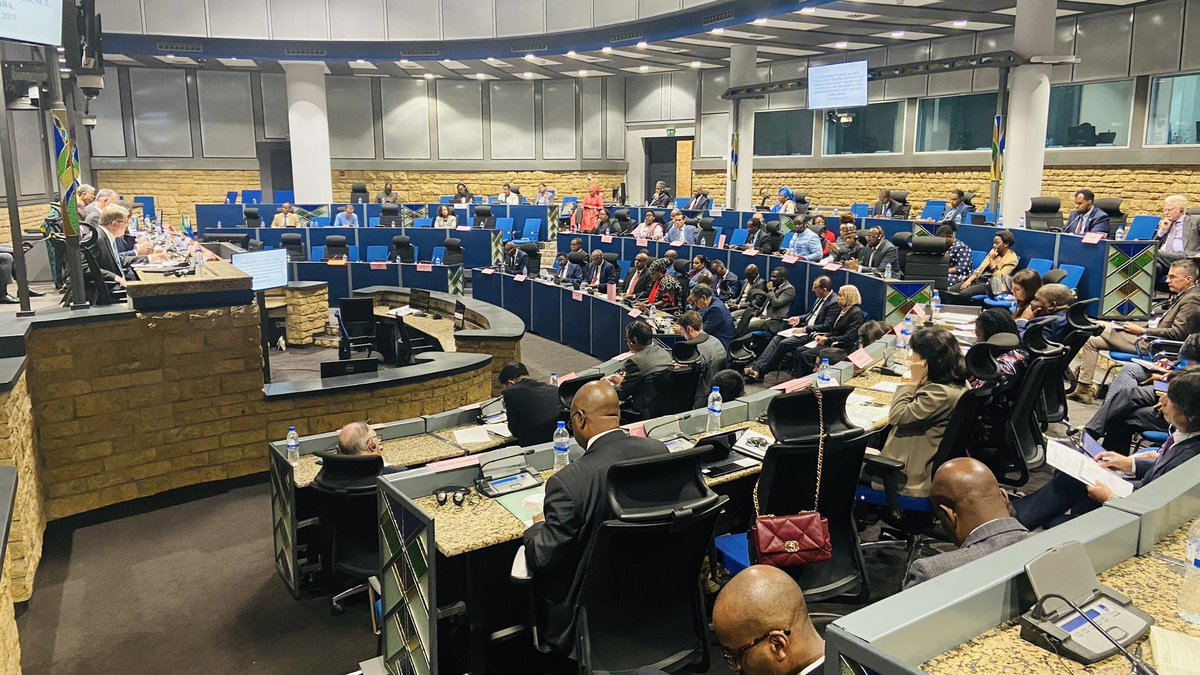 🇪🇹 The 17th Annual Joint Consultative Meeting between the #AUPSC and the #UNSC was held at the #AU Headquarters in #AddisAbaba. 
Both Councils examined country-specific and regional situations such as #Sudan, the #Sahel region, #Somalia and <a href="/ATMIS_Somalia/">ATMIS</a>, and the Eastern #DRC