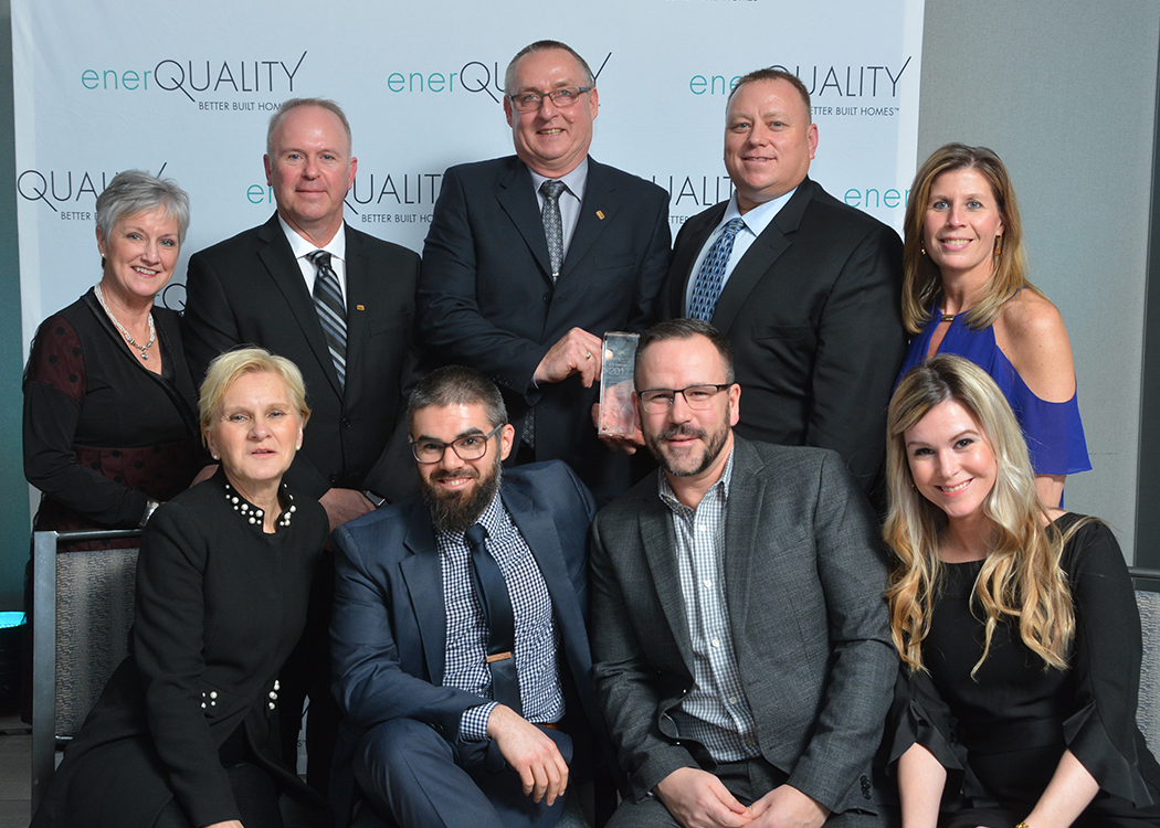 EnerQuality's tweet image. We're celebrating #25YearsOfEQ!
⁣
We're proud to be the #1 certifier of energy-efficient housing in Canada with 120,000 homes to date and we're just getting started.

Partner with us or pursue certification today: bit.ly/47ewwW4 

#HighPerformanceBuildings #BuildingCode