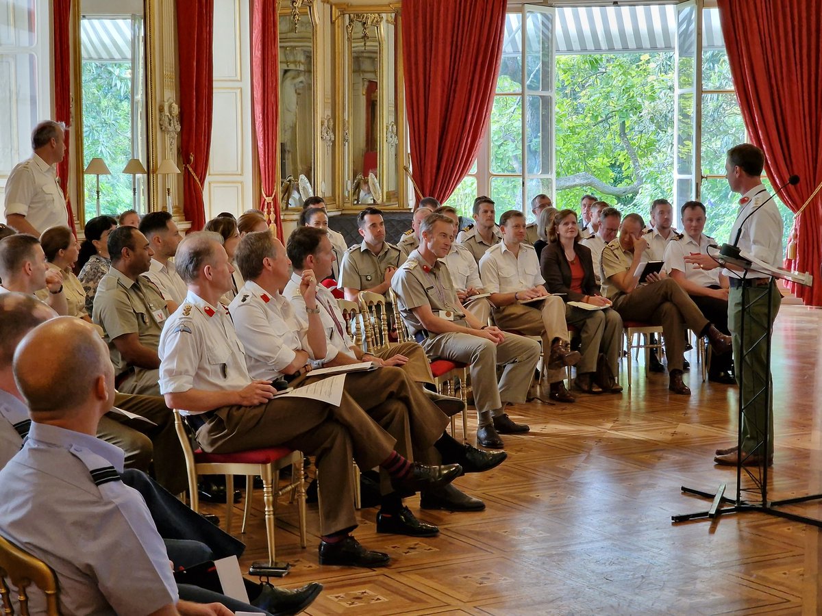 UKDefenceFrance's tweet photo. Our annual Defence Network Conference is a tremendous opportunity for us to gather in #Paris with our 60+ British officers based throughout France, along with multiple guest speakers. This extensive network is at the heart of our #Defence relationship with 🇫🇷.
#StrongerTogether https://t.co/1U02awDbNe