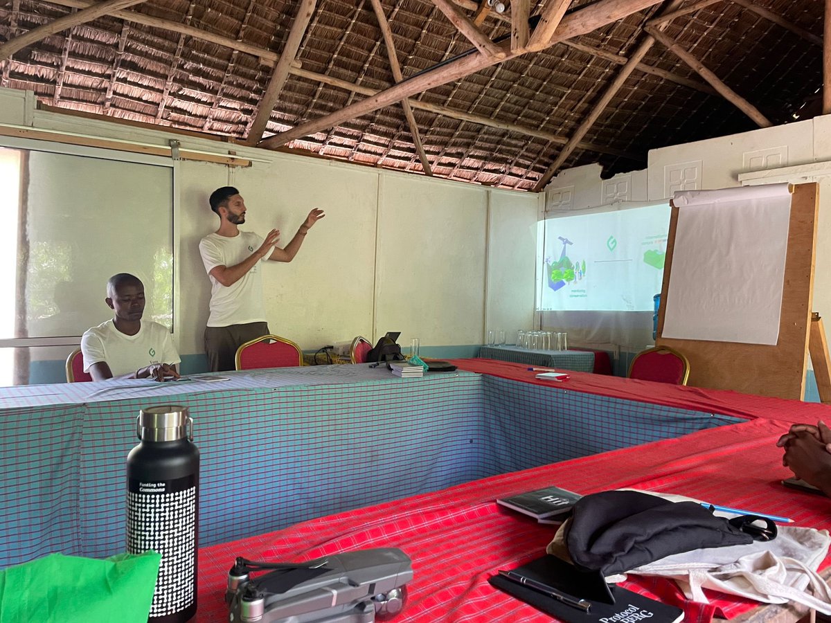 GainForestNow's tweet image. #WhileInKenya: Glad to have met with some of the spear-headers of environmental restoration in Kenya and introduced to them the technology we at GainForest develop to support them in their mission! ✨🌳 

More details on this technology here: blog.gainforest.earth/what-is-m2e…