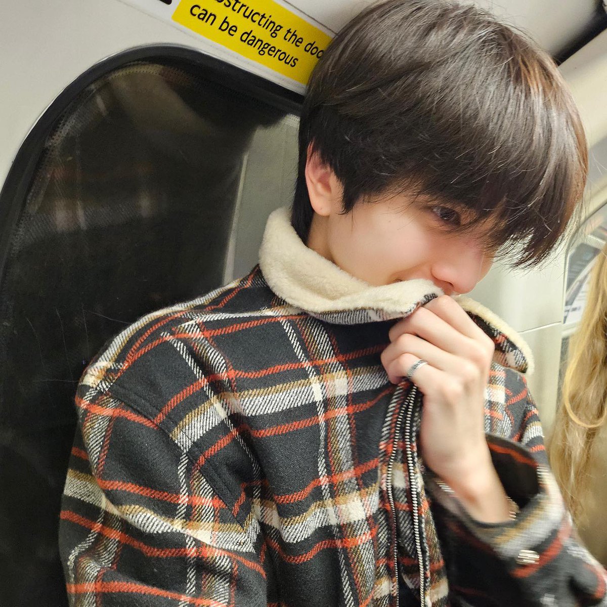 During my time in London, I captured numerous snapshots with the lens of my beloved smartphone camera. One of these invaluable moments was frozen in time as I stepped onto the train this evening, eagerly anticipating the enchanting London nightscape.