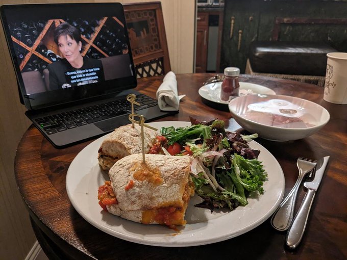 There's a big whole city out there, but last night I just wanted to stay in with my eggplant parm and<a href="/tag/mvsales"class="tags"><span>#mvsales</span></a>