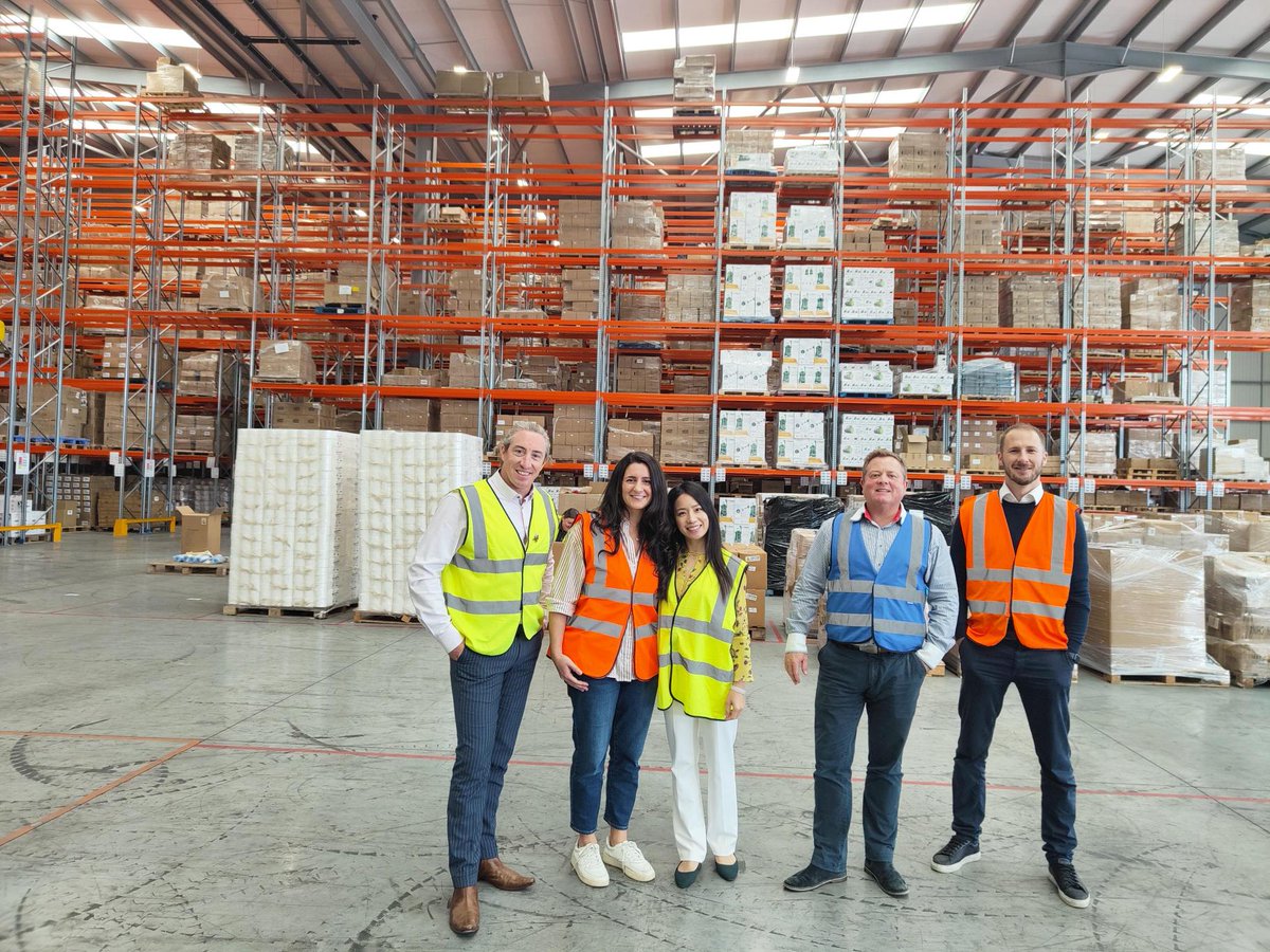 TheEcommExperts's tweet photo. It was a pleasure hosting eBay's Andy and Minella who flew from US at our HQ. We toured our fulfilment center, delved into our operational processes, discussed our 2024 strategy, and explored ways to empower our sellers for global expansion. True #partnerships. https://t.co/YJYPm6b9WF