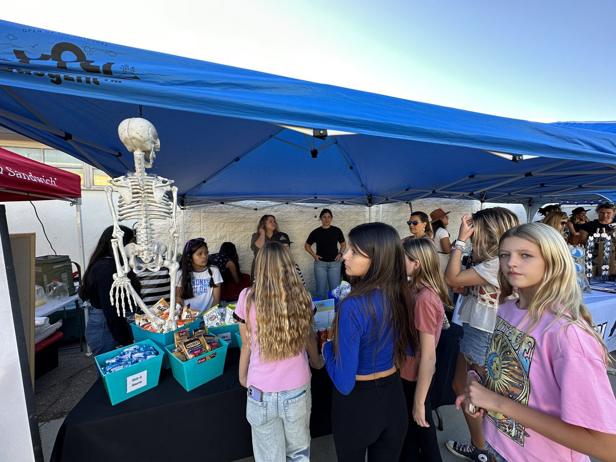 Hayley White tweet media