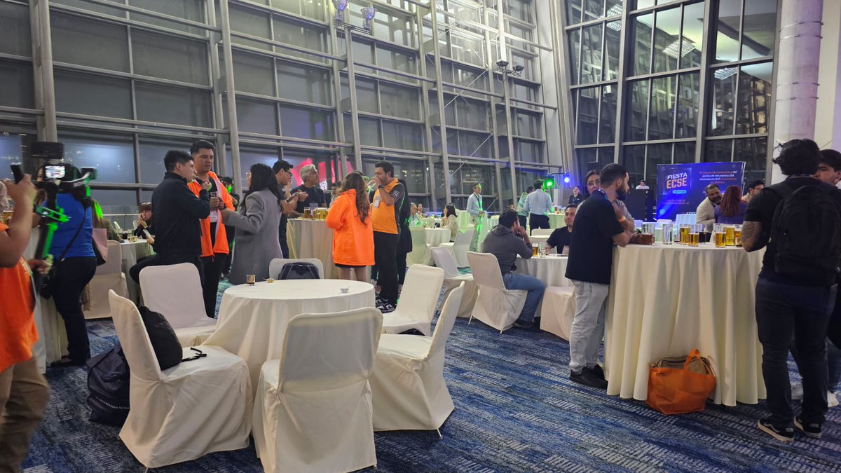 ECSE eCommerce Summit & Expo tweet media