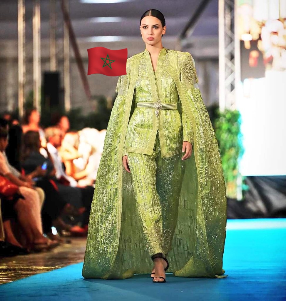 titrith_morocco's tweet photo. تصاميم المبدع روميو ديما تتحمقني😍😍🥰
Moroccan style
The Romeo Couture Collection 2023
ROMEO COUTURE
Collection 'Trésor d'antan'
#romeocouture
#caftanromeo
#caftanmo
#romeohautecoutureSS23
#مونديال_المغرب_2030 https://t.co/uuRJcSPsmN