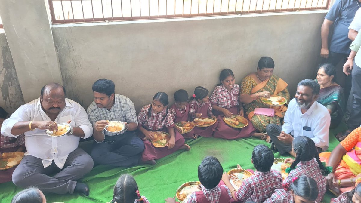 ZP Chairperson Karimnagar tweet media