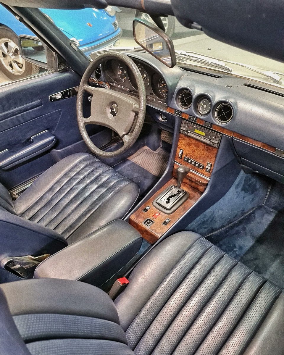 julienrosburger's tweet photo. Que faut-il savoir avant d'acheter une #Mercedes #380SL 🇩🇪 C'est maintenant sur #POA https://t.co/jnRynws89t