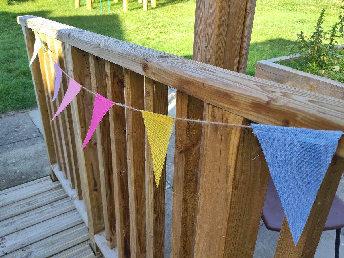Autumn is here - including in the <a href="/AlmorahCentre/">Almorah Road Community Centre</a> garden! Come and join us tomorrow for our autumn party Saturday 7th October 1-4pm!