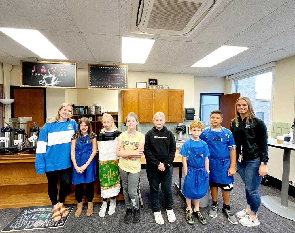 Finally, got a group photo of some Java Junction Juniors!!!🙌 Students have been working hard serving coffee and donuts to staff since the first week of school.

 Shoutout and thanks to Java Junction Bport ☕️ and Partykas 🍩! Loving these local partnerships🤝