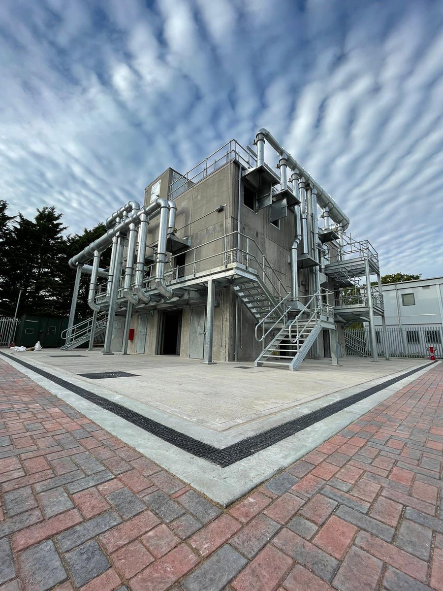 𝙻𝚊𝚌𝚎𝚢 𝙿𝚕𝚞𝚖𝚋𝚕𝚎𝚢 tweet media